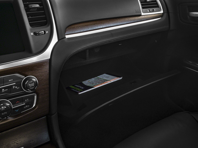 2017 Chrysler 300 C Platinum