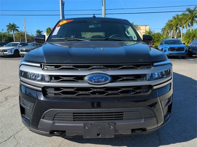 2022 Ford Expedition Max XLT