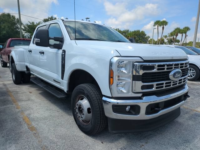 2026 Ford Super Duty F-350 DRW XL
