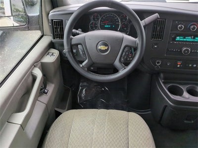 2020 Chevrolet Express Passenger 3500 1LT