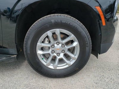 2025 Chevrolet Suburban LT