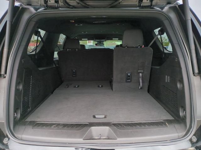 2025 Chevrolet Suburban LT