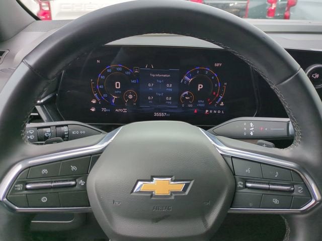 2025 Chevrolet Suburban LT