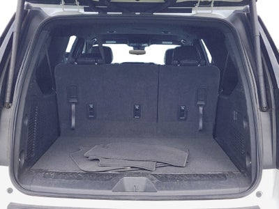 2025 Chevrolet Suburban LT