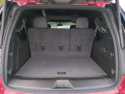 2022 Chevrolet Suburban LT