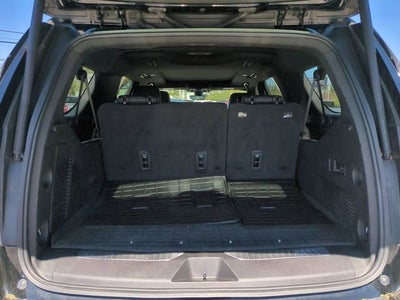 2022 Chevrolet Suburban High Country