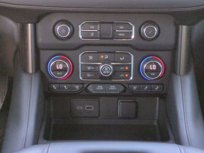 2022 Chevrolet Suburban High Country