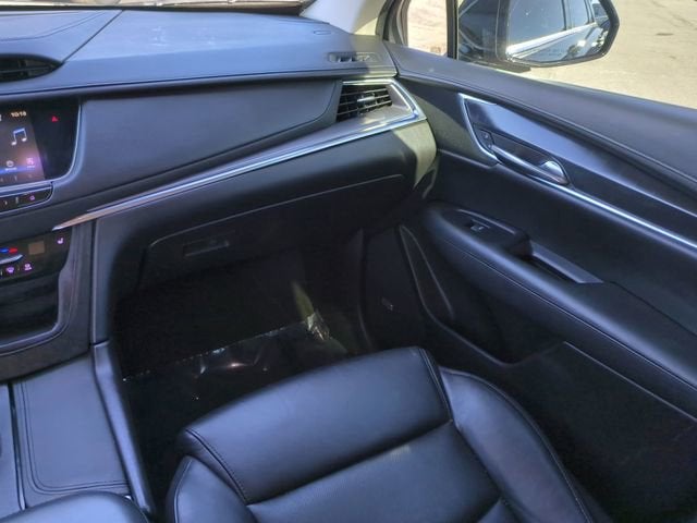 2017 Cadillac XT5 Luxury FWD