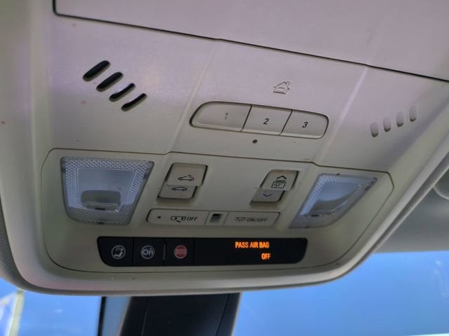 2017 Cadillac XT5 Luxury FWD