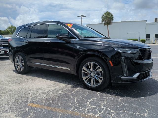 2025 Cadillac XT6 Premium Luxury