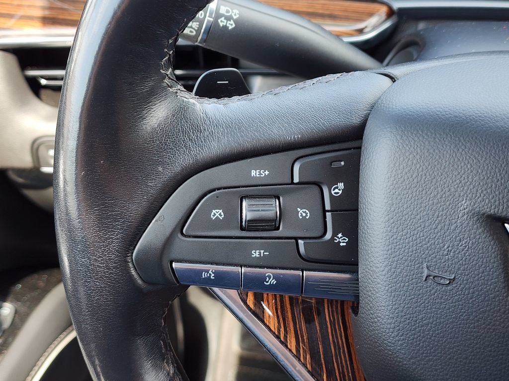 2022 Cadillac Escalade ESV Premium Luxury