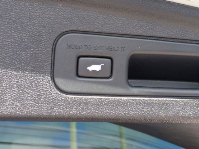 2023 Acura MDX w/Advance Package