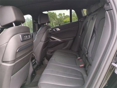 2022 BMW X6 xDrive40i