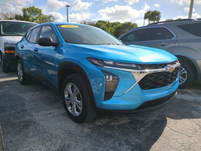 2025 Chevrolet Trax LS