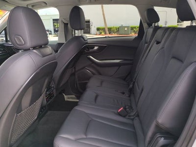 2022 Audi Q7 Premium Plus