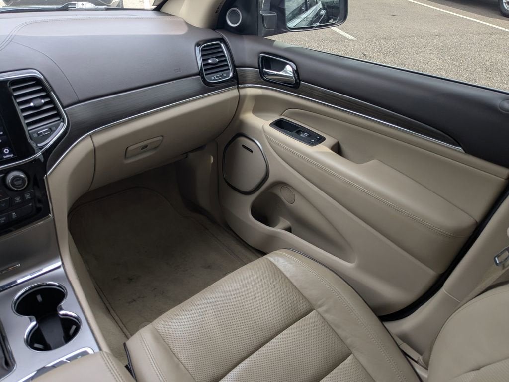 2020 Jeep Grand Cherokee Overland