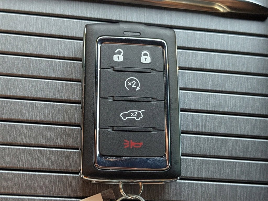 2025 Jeep Wagoneer Series II Carbide