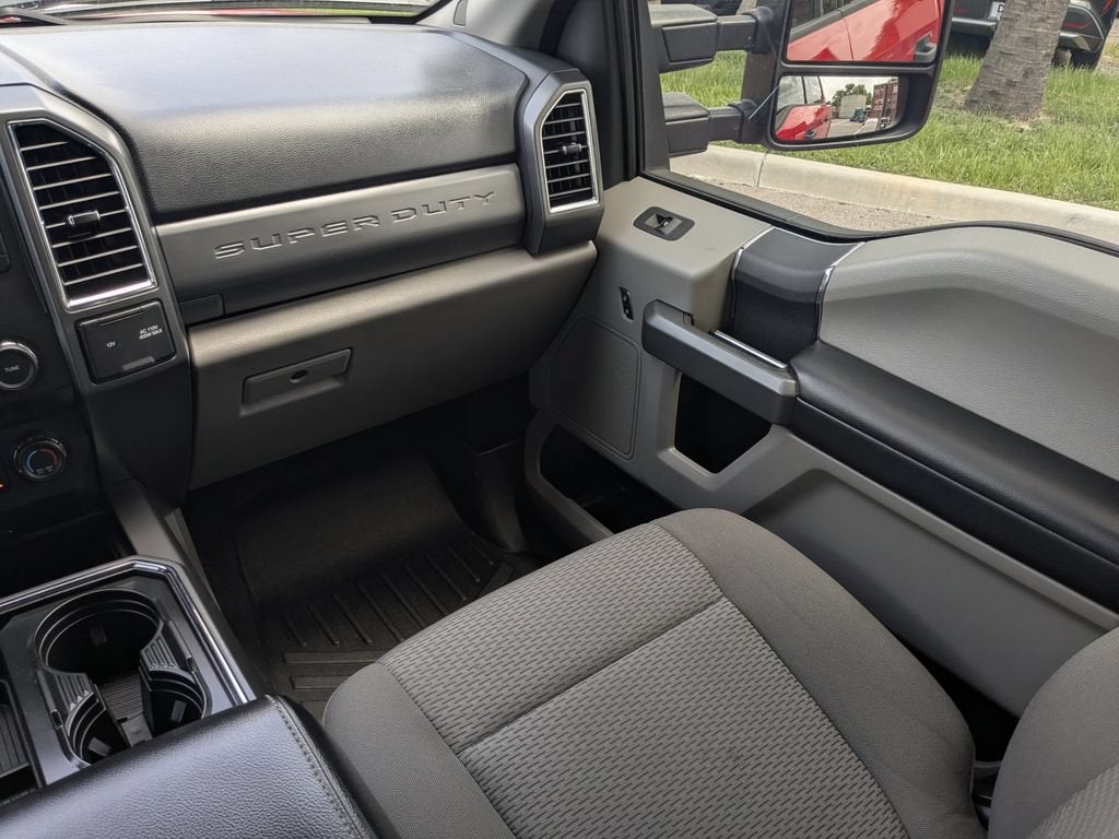 2017 Ford Super Duty F-250 SRW Lariat