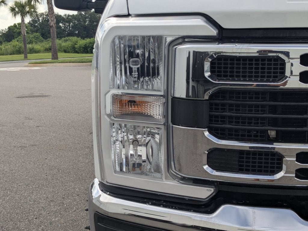 2025 Ford F350 NA