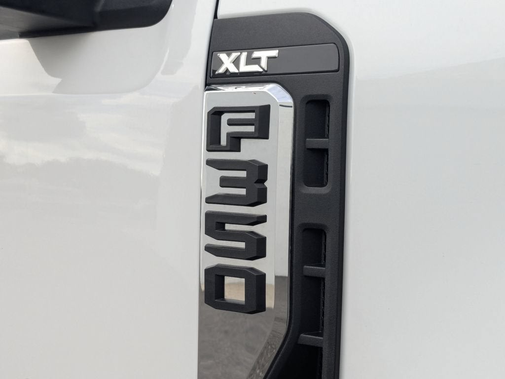 2025 Ford F350 NA
