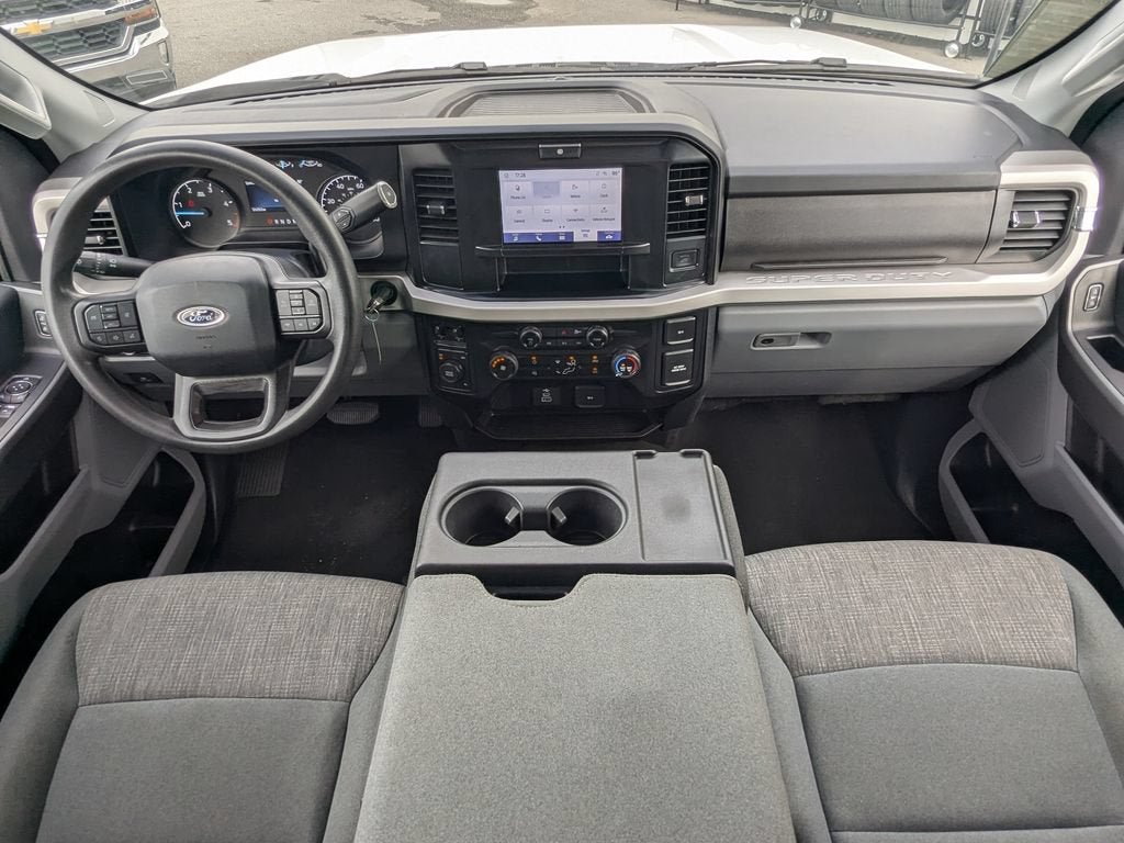 2025 Ford F350 NA