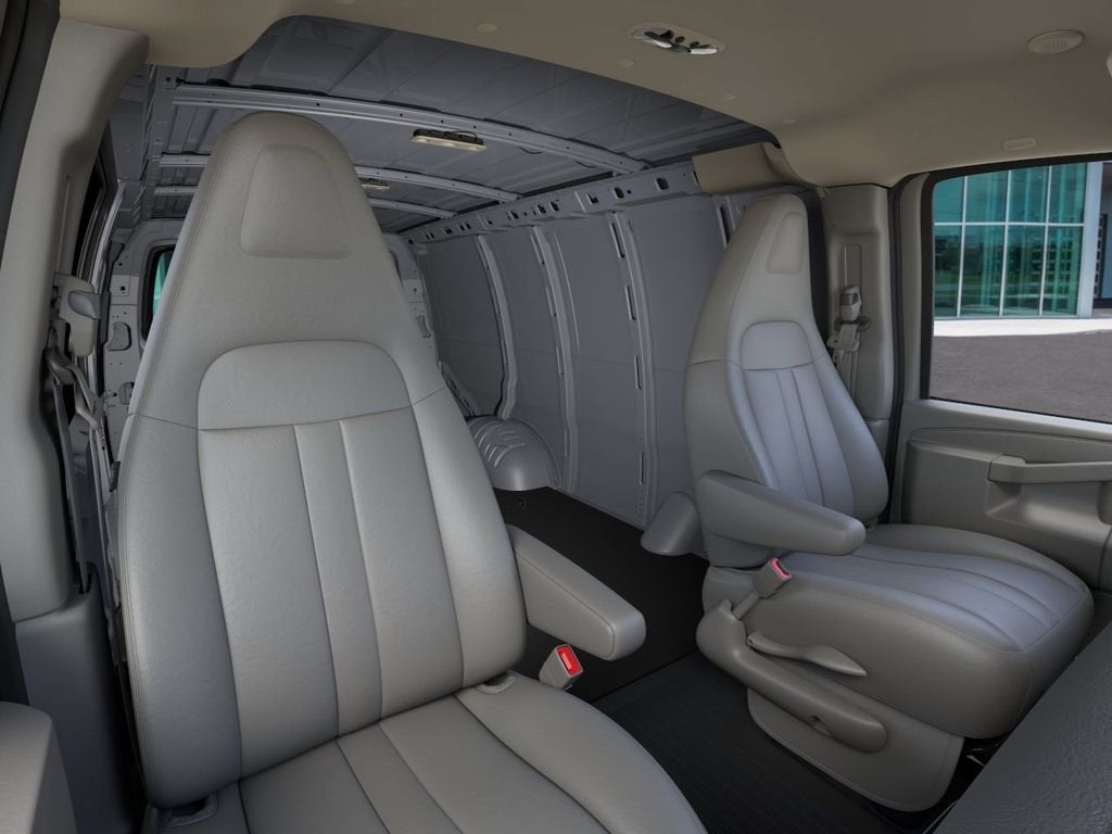 2025 Chevrolet Express Cargo WT