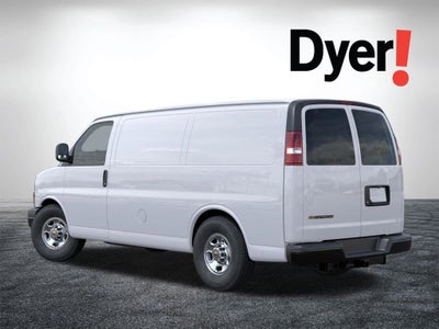 2025 Chevrolet Express Cargo WT
