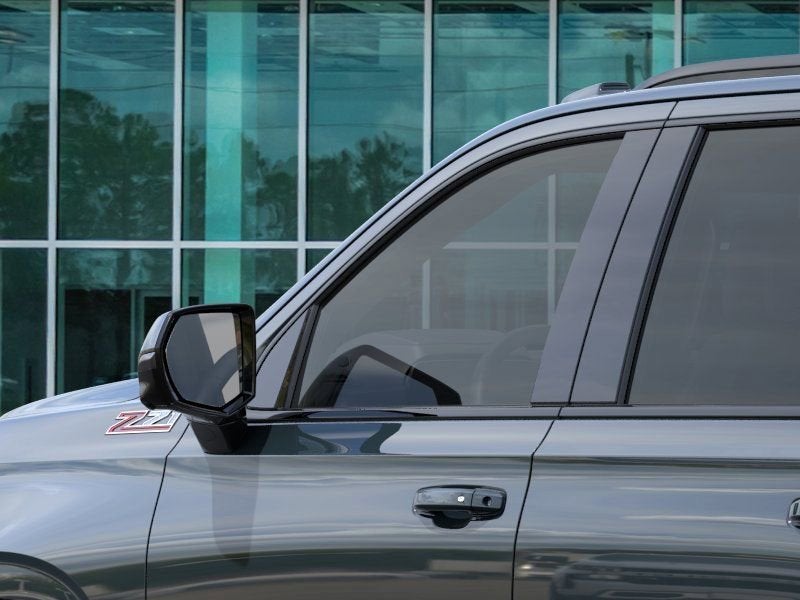 2026 Chevrolet Suburban Z71 - Photo 14