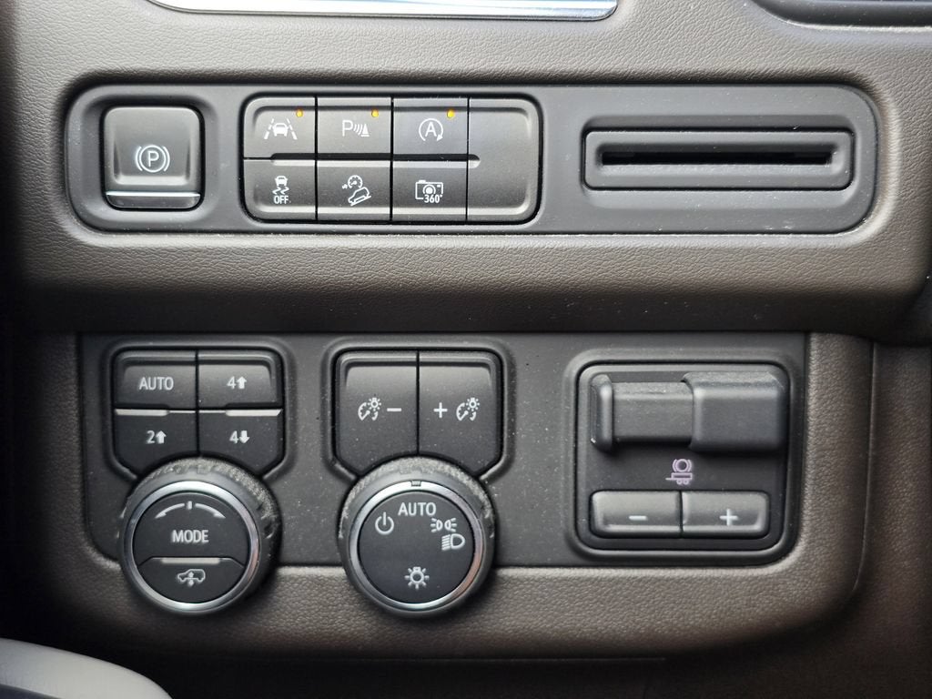 2023 Chevrolet Suburban Z71