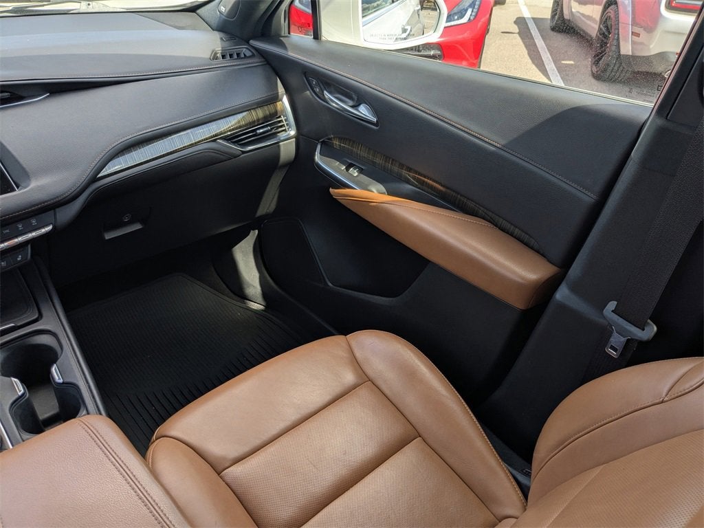 2019 Cadillac XT4 FWD Premium Luxury