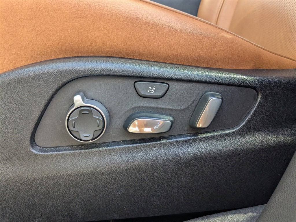 2019 Cadillac XT4 FWD Premium Luxury