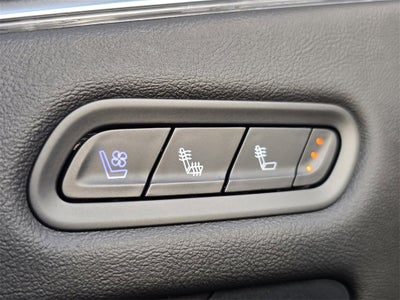 2022 Cadillac Escalade ESV Premium Luxury