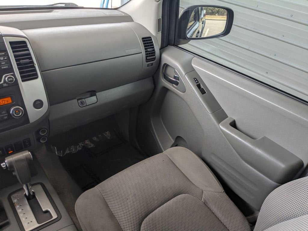 2015 Nissan Frontier SV