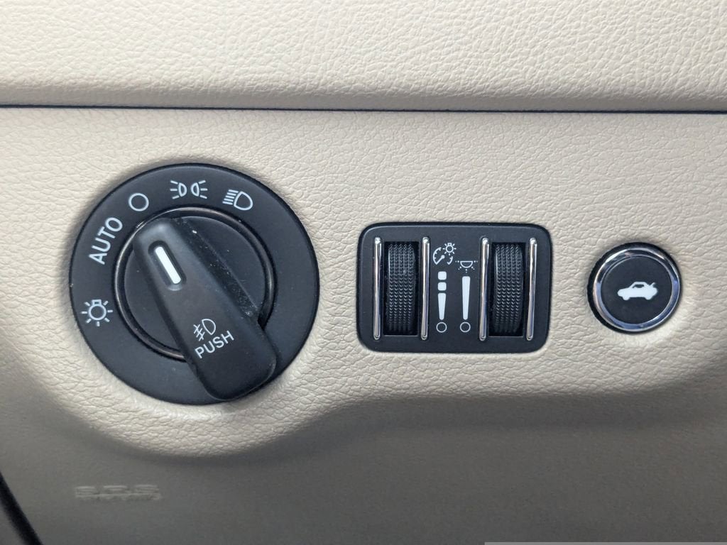 2014 Chrysler 300 300C