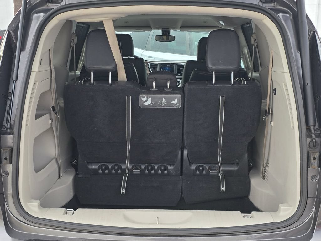 2019 Chrysler Pacifica Touring L