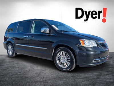 2015 Chrysler Town & Country Touring-L