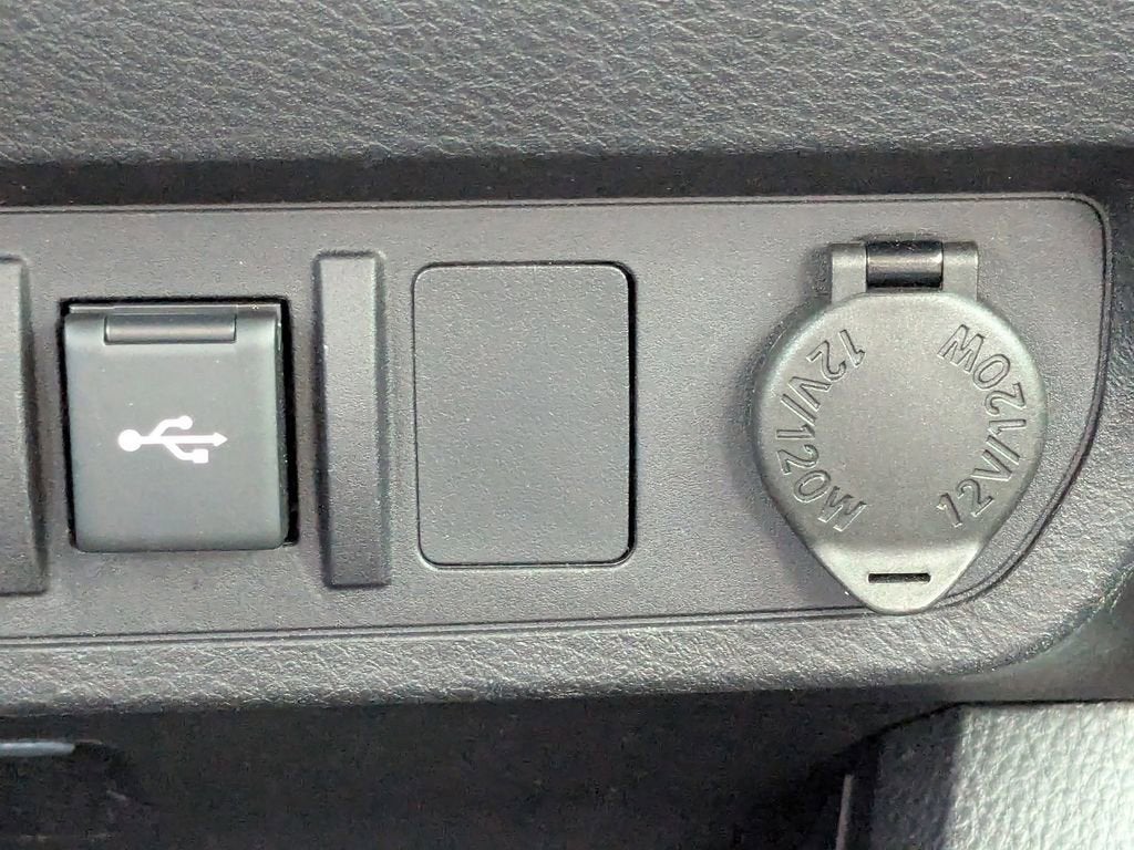 2022 Toyota Tacoma 2WD SR5