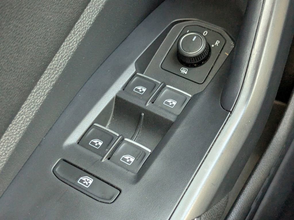 2025 Volkswagen Jetta S