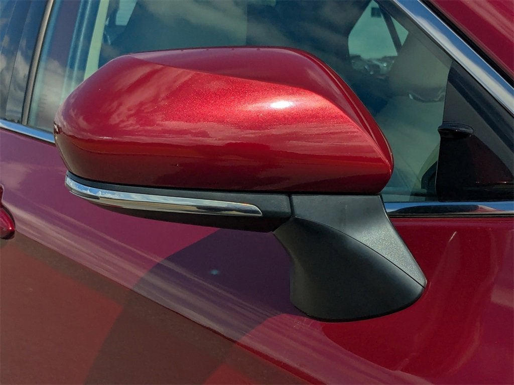 2022 Toyota Camry Hybrid XLE