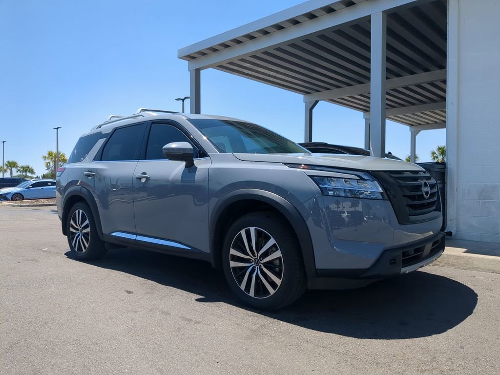 2024 Nissan Pathfinder Platinum