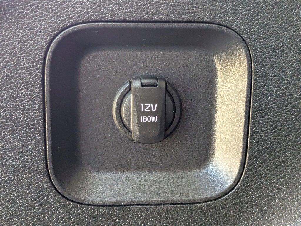 2024 Kia Sportage SX