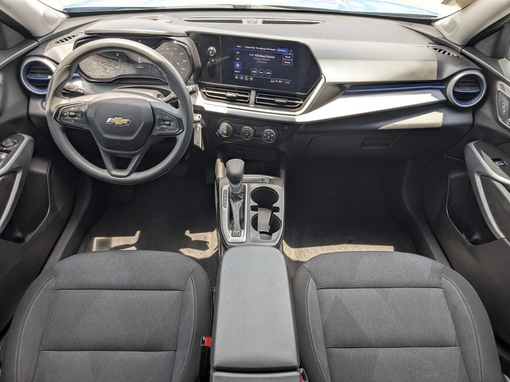 2025 Chevrolet Trax LS