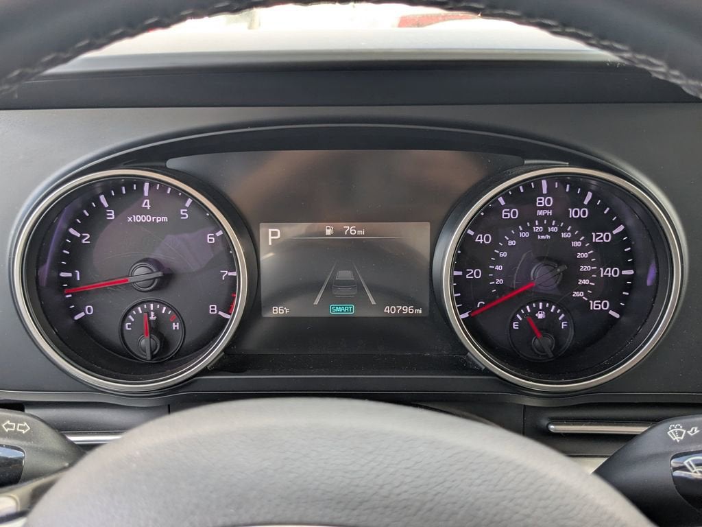 2024 Kia Carnival LX