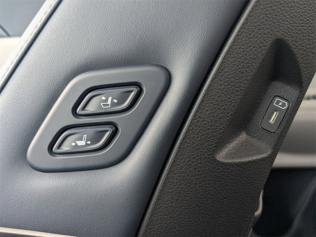 2025 Kia Carnival Hybrid SX