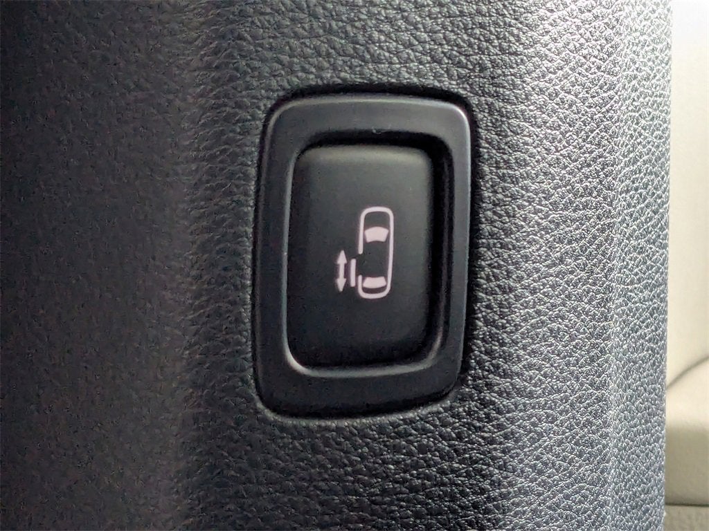 2025 Kia Carnival Hybrid SX