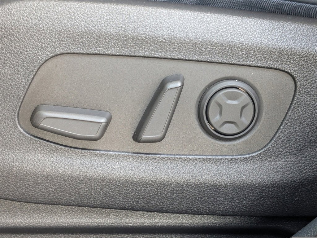 2025 Kia Carnival Hybrid SX