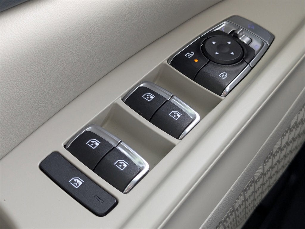 2025 Kia Carnival Hybrid SX