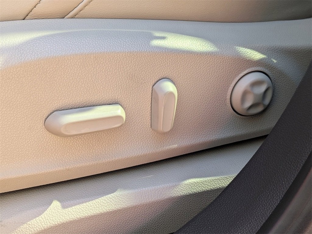 2020 Buick Envision Essence Group