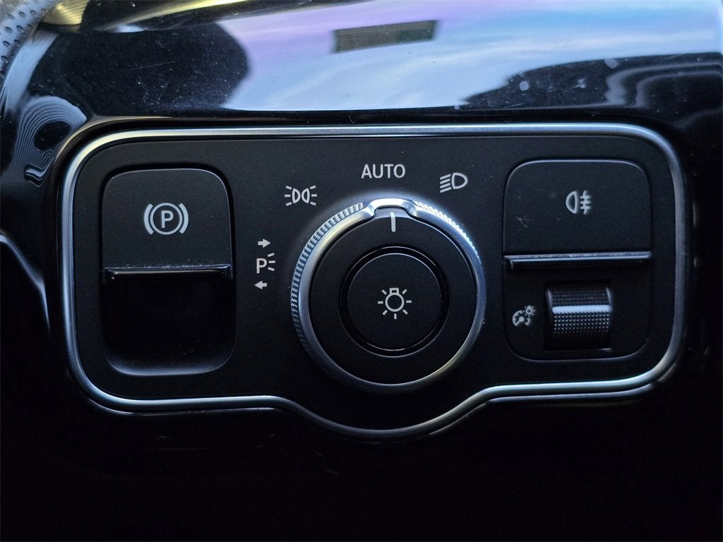 2020 Mercedes-Benz A-Class A 220