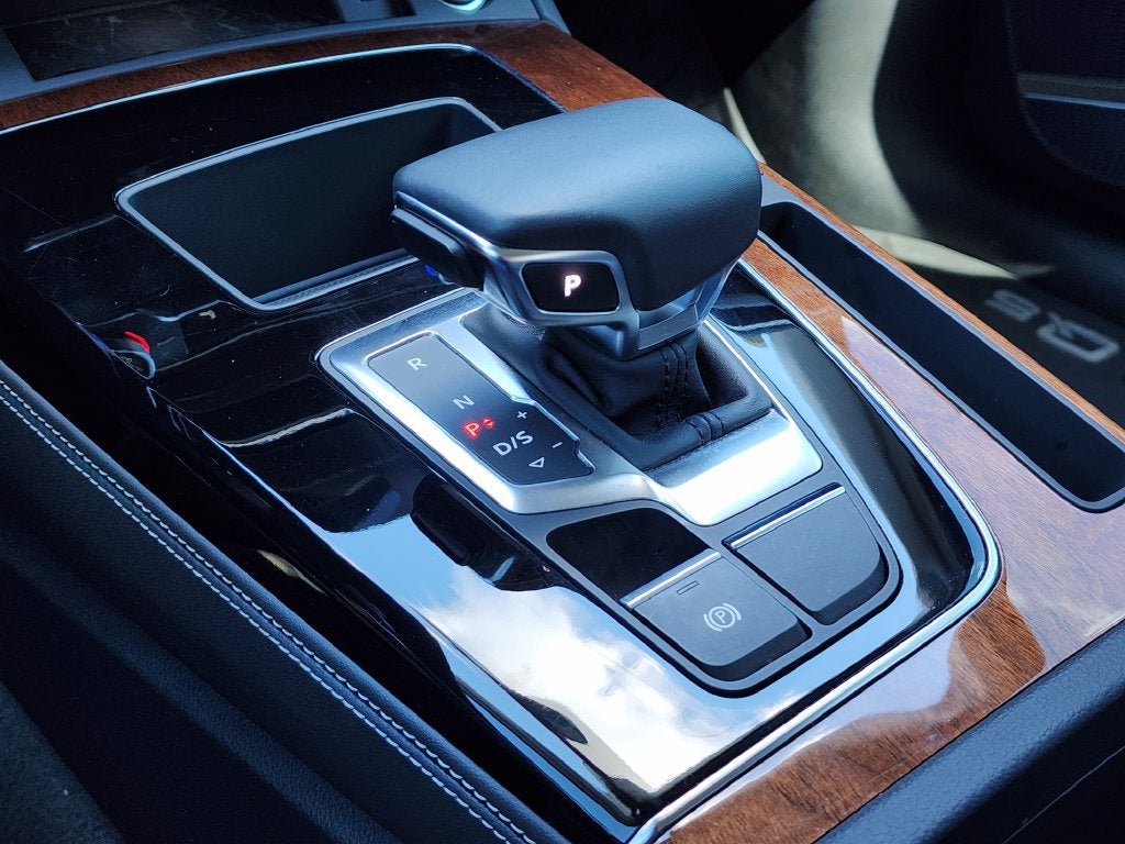 2022 Audi Q5 Premium Plus